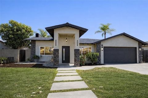 Photo of 9967 Victoria St, Rancho Cucamonga, CA 91701 (MLS # IV26003488)