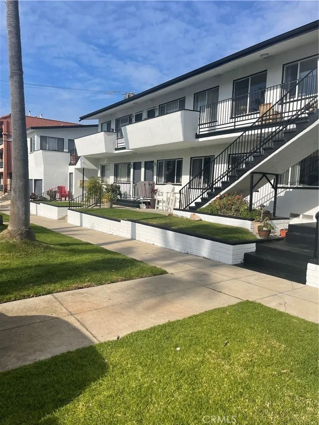 Photo of 1511 catalina Ave #H, Redondo Beach, CA 90277 (MLS # PV26072904)