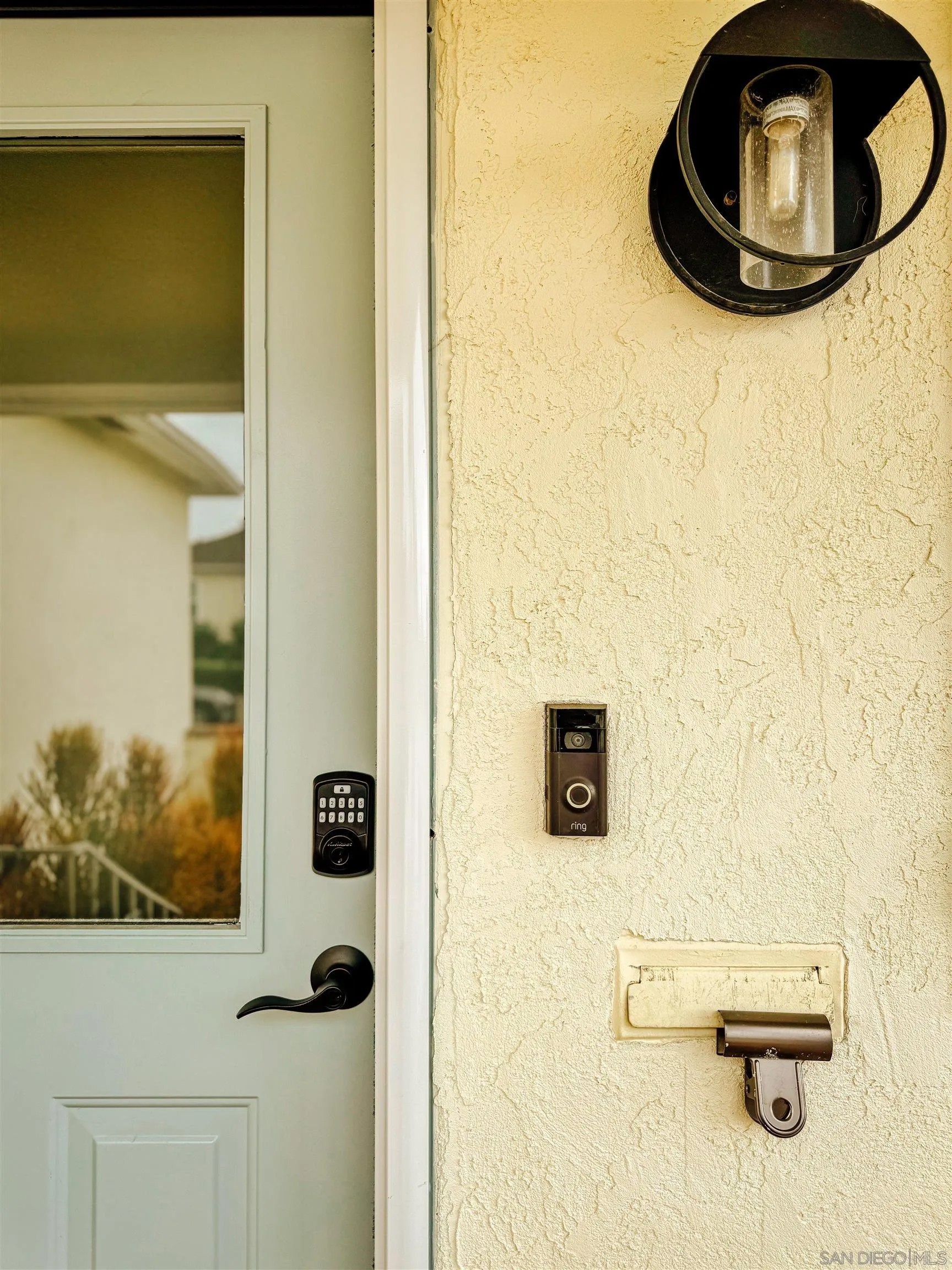 3044 Meadow Grove Dr