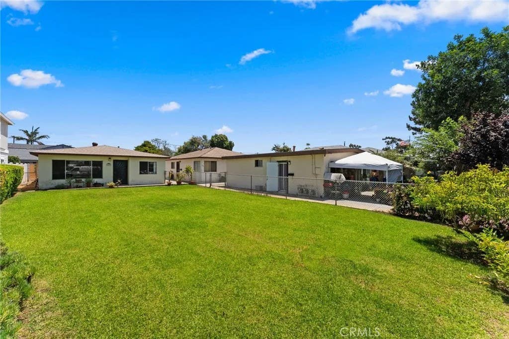 Photo of 1221 Florida Street, Imperial Beach, CA 91932 (MLS # CV26171205)