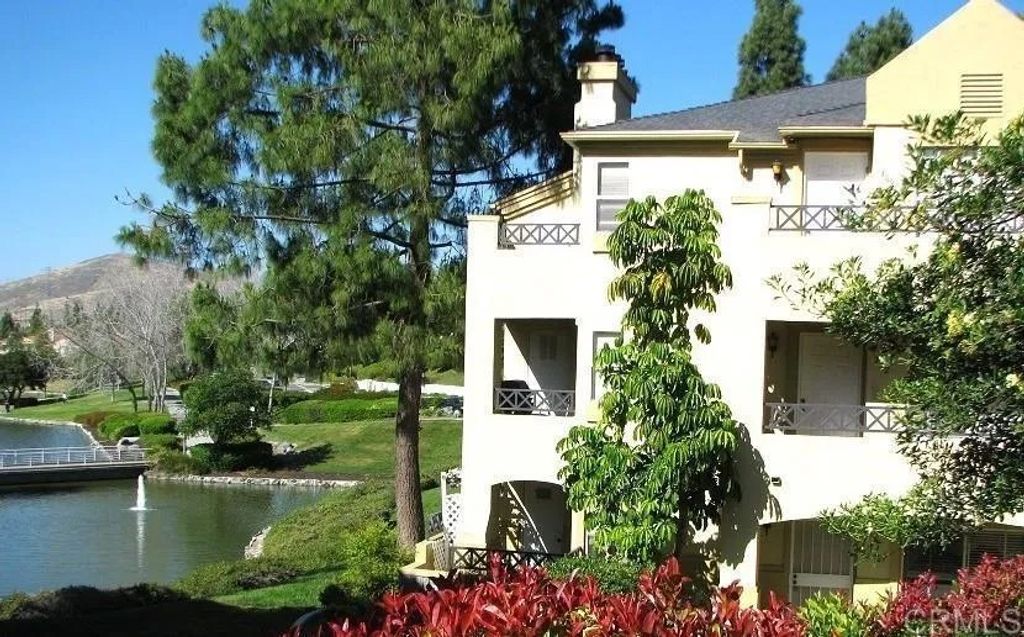 Photo for 795 Brookstone Road #202, Chula Vista, CA 91913 (MLS # PTP2400272)