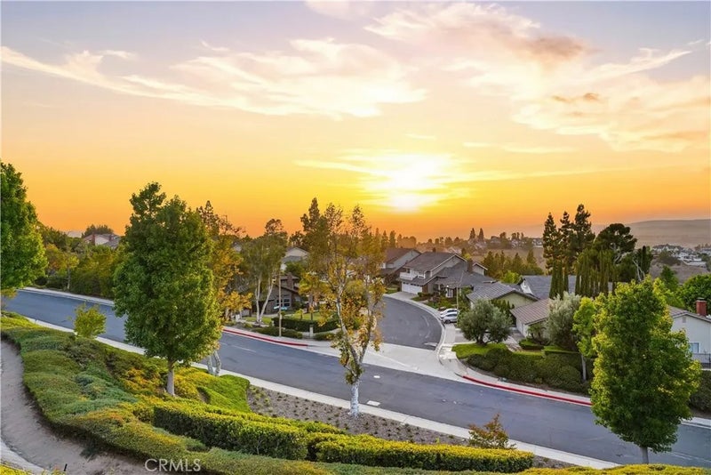 858 S BLUEBIRD CIRCLE