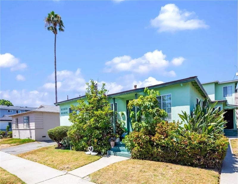 221 S Bushnell Avenue
