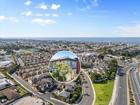 Photo of 2534 Bungalow Place, Corona Del Mar, CA 92625 (MLS # CV26168545)