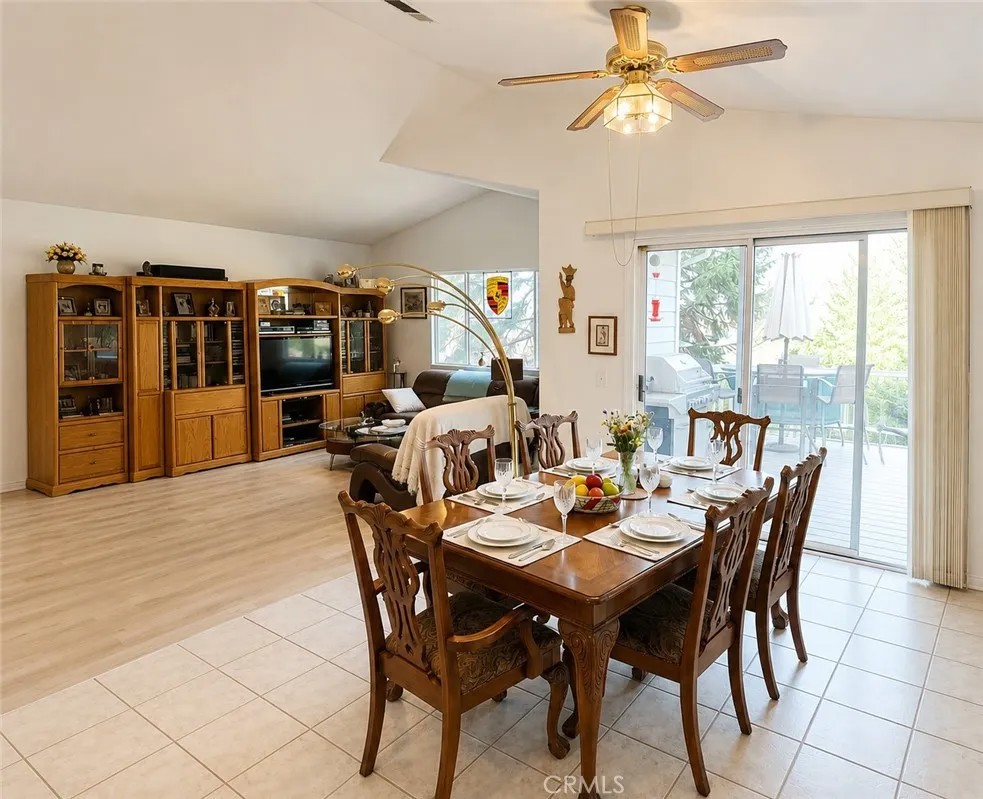 848 Oakmont