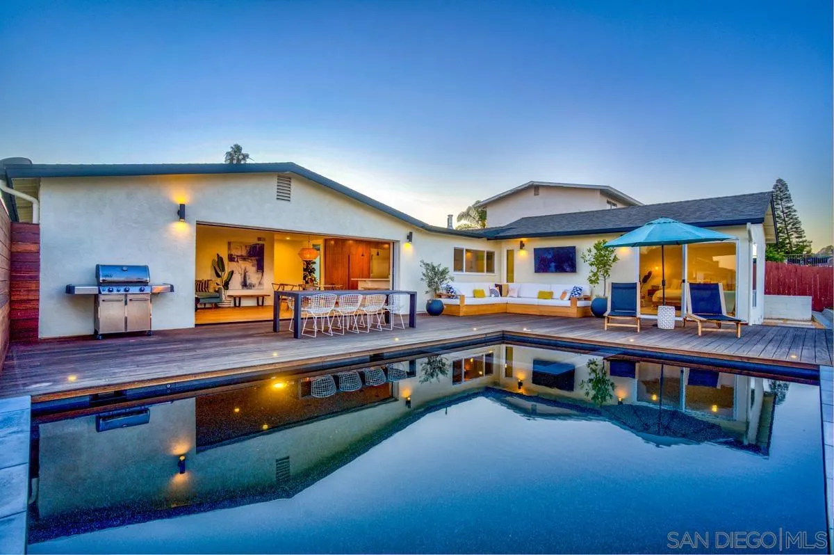 5745 Soledad Mountain Road