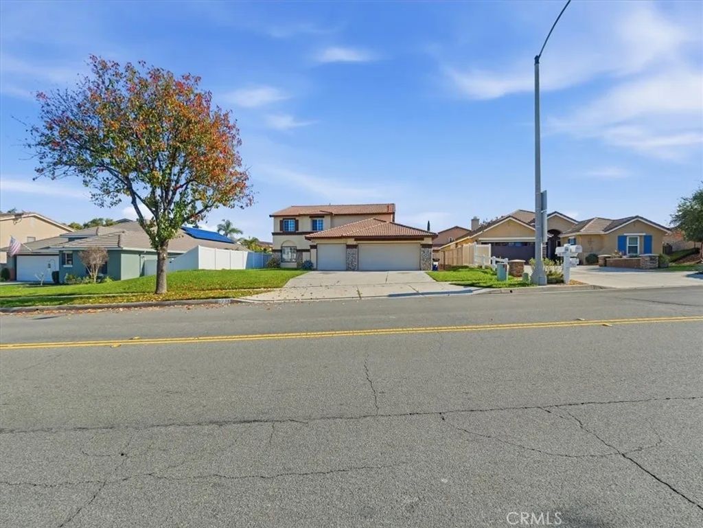 Photo of 2775 S Buena Vista, Corona, CA 92882 (MLS # CV26005053)