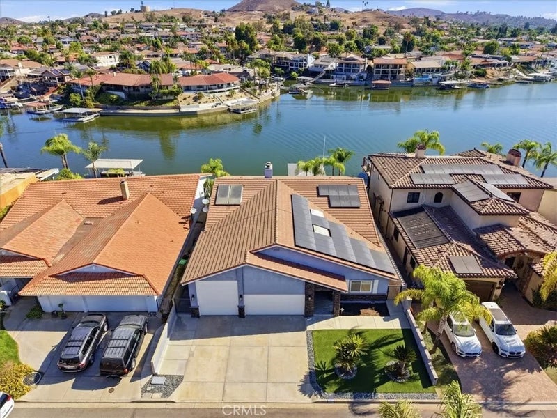 22796 Water View