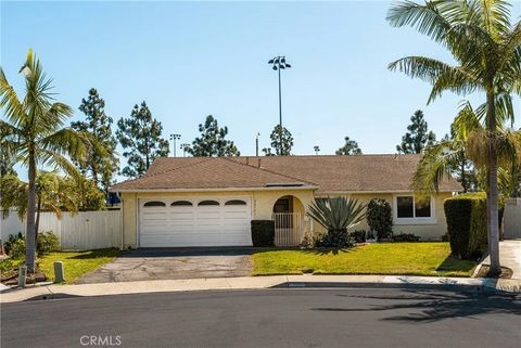 Photo of 24751 Camarillo St, Dana Point, CA 92629 (MLS # PW26055633)