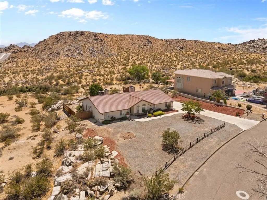 15984 Tinta Road