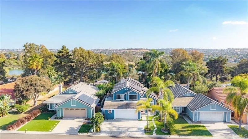 5329 Blackberry Way