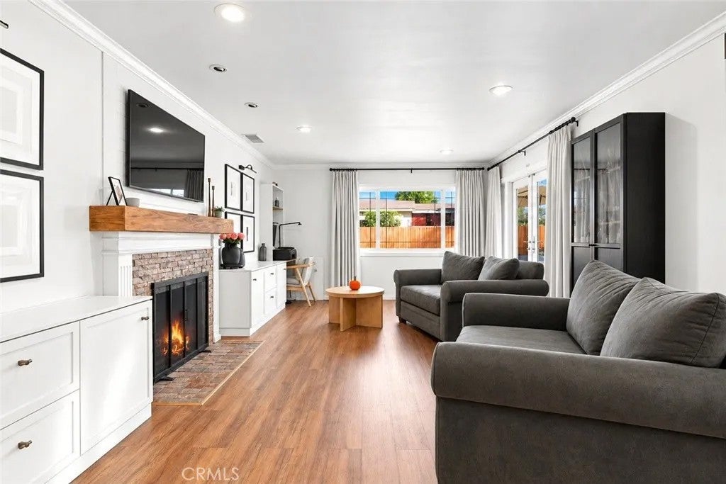 1411 E Pioneer Drive