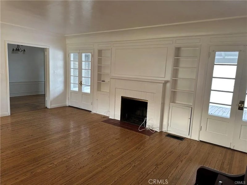 2295 Longden