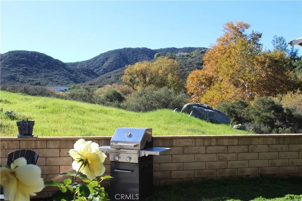 Photo of 37865 Bear View Circle, Murrieta, CA 92562 (MLS # SW25272149)