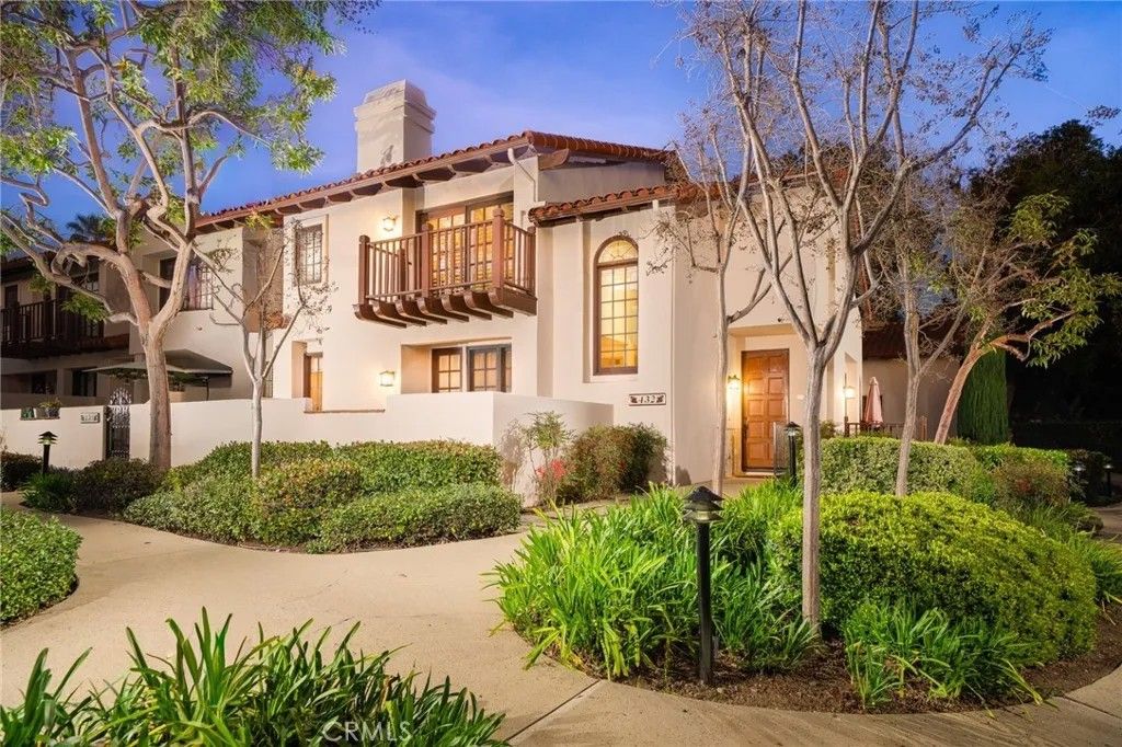 Photo of 432 E Bougainvillea Lane, Glendora, CA 91741 (MLS # CV26008545)