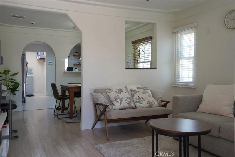 4134 W 107th