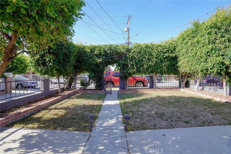 4134 W 107th