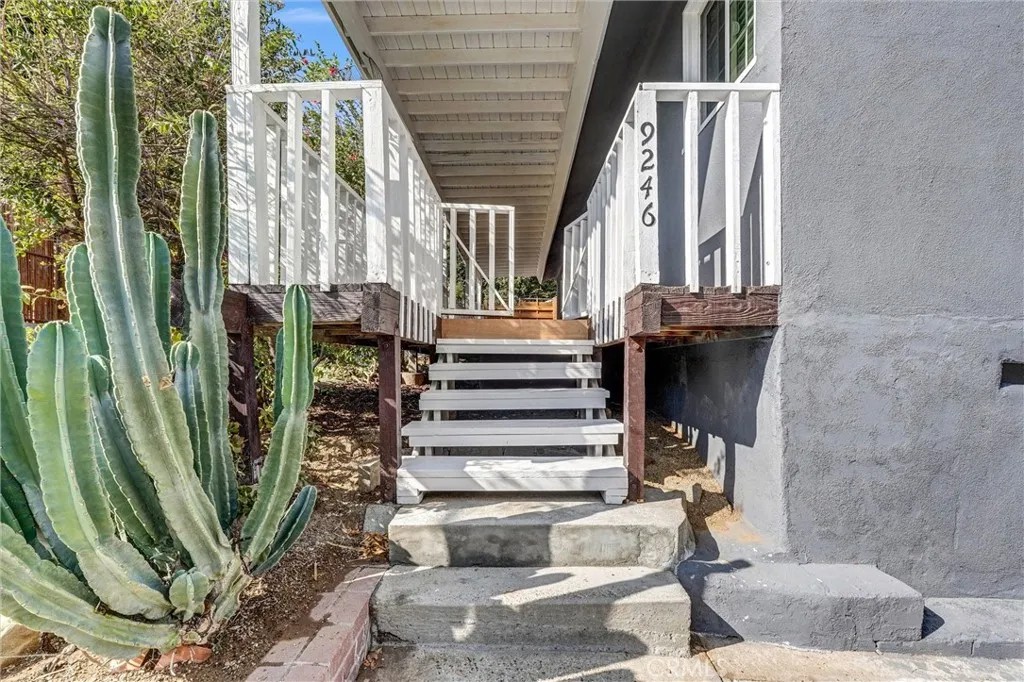 9246 Rowell Ave.