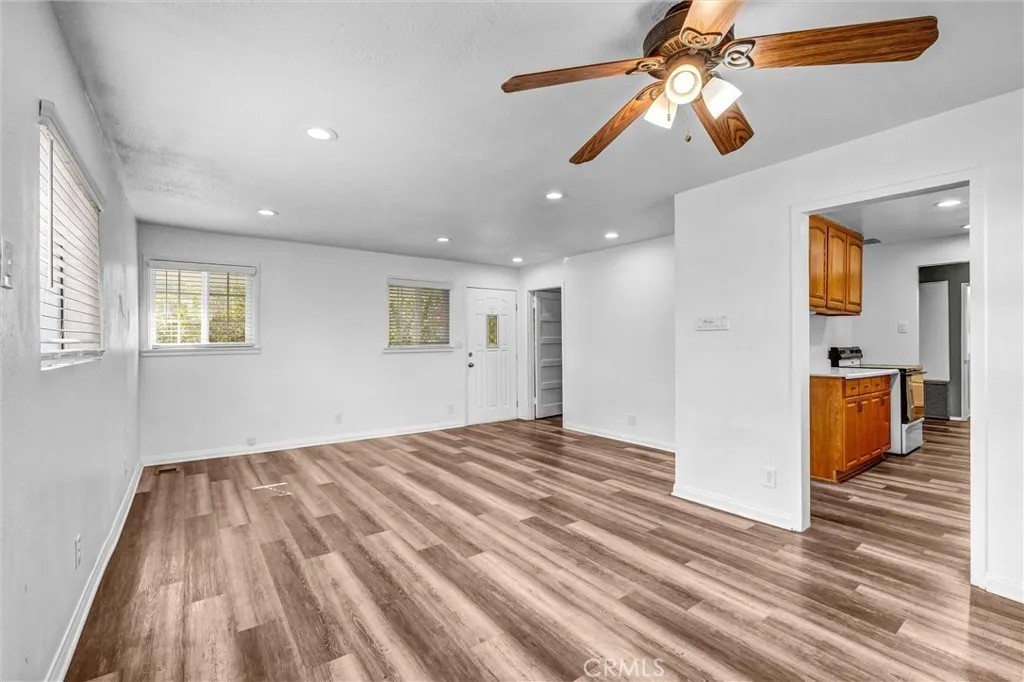 9246 Rowell Ave.