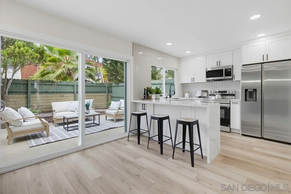 7200 Melody Lane 2