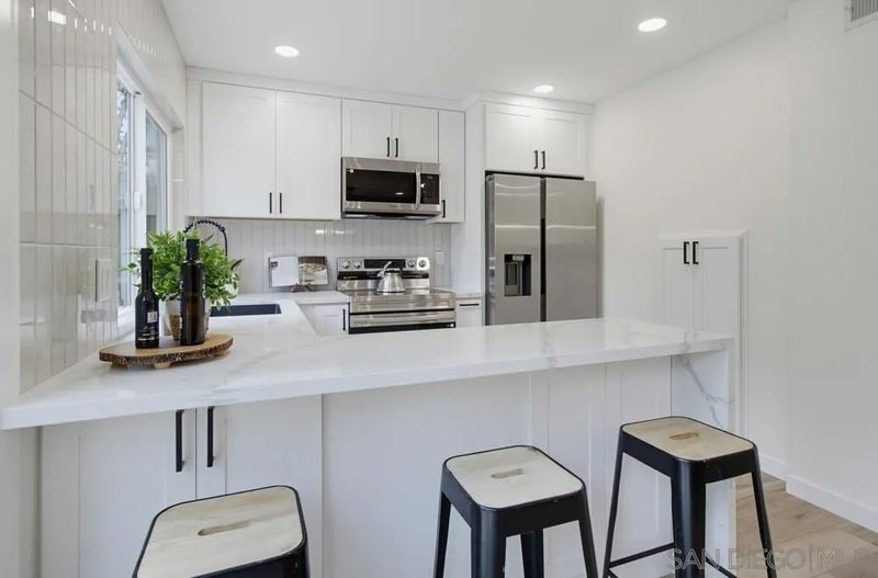 7200 Melody Lane 2