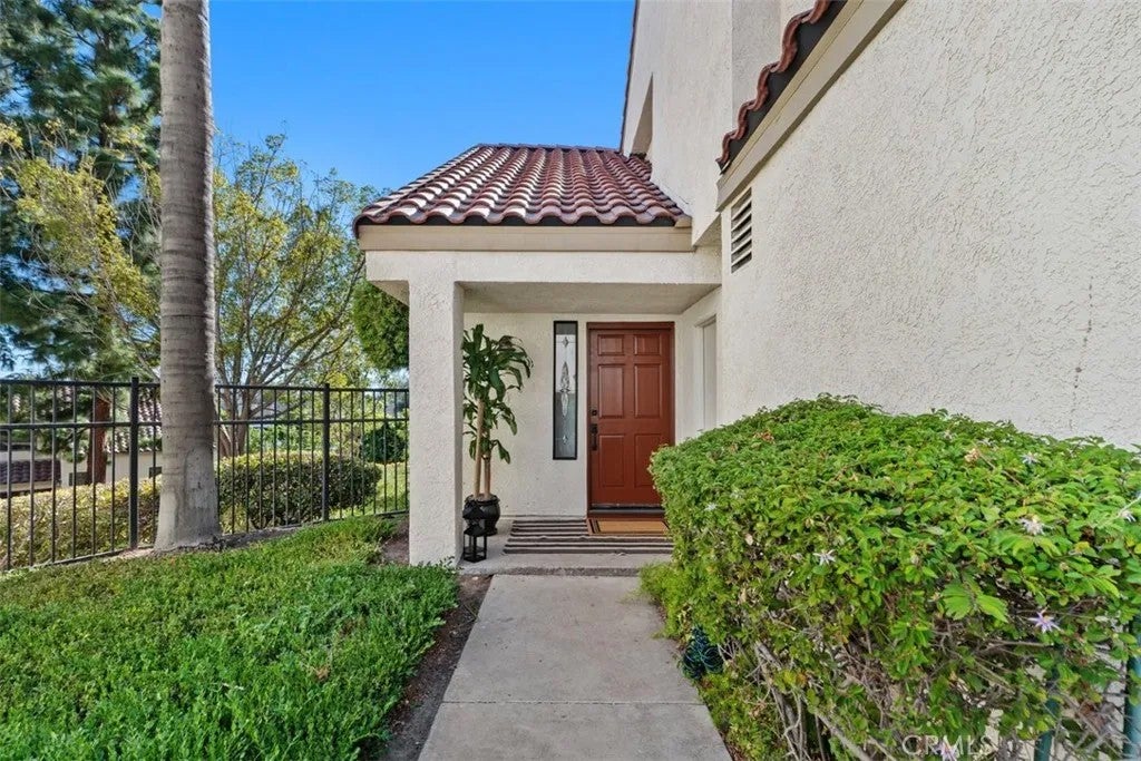21121 Calle De Paseo
