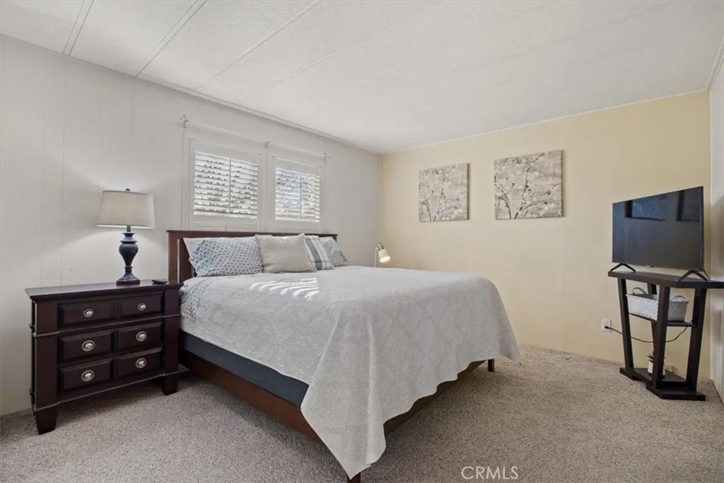 157 Oak Grove 157
