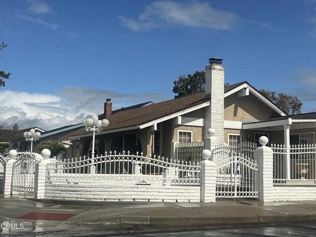 3623 Corona Street