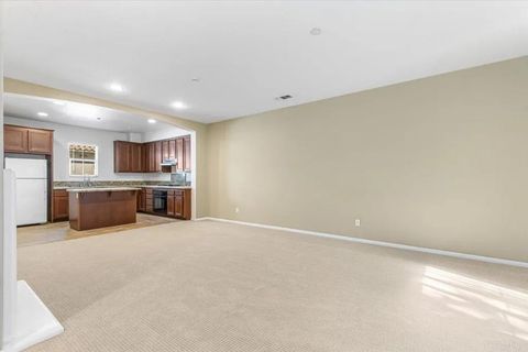 Tiny photo for 2166 Nopalito Drive #70, Chula Vista, CA 91915 (MLS # PTP2508073)