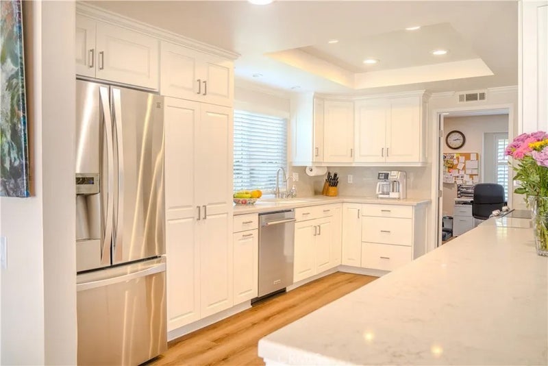 38011 Village 38