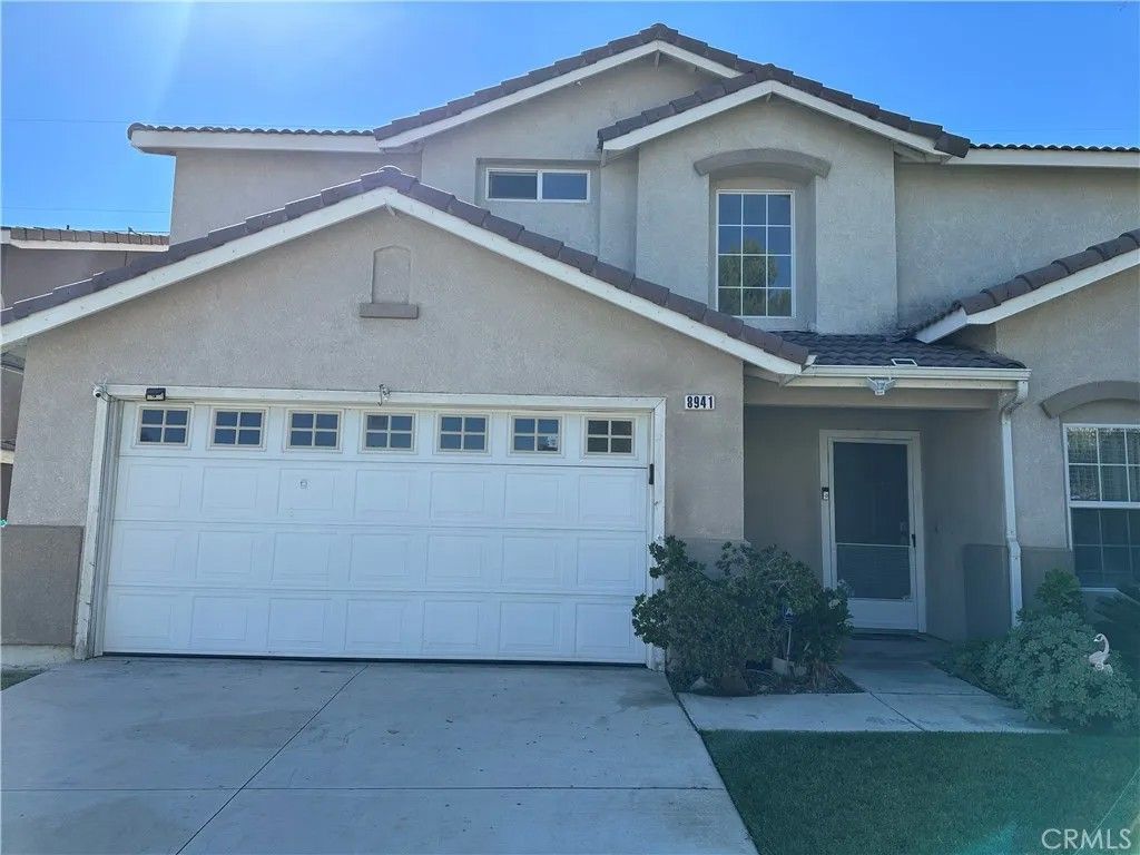 Photo of 8941 Carnation Dr, Corona, CA 92883 (MLS # IG25242929)