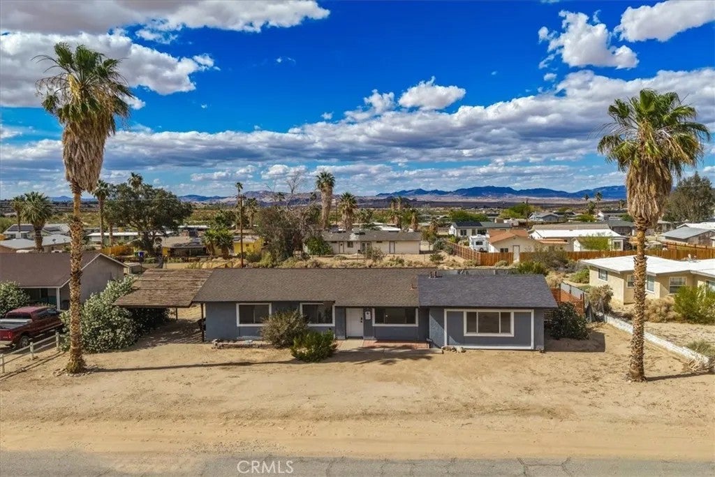 74354 Cottonwood Drive