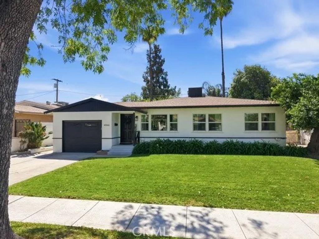 Photo of 4866 Sunnyside Dr, Riverside, CA 92506 (MLS # CV26058817)