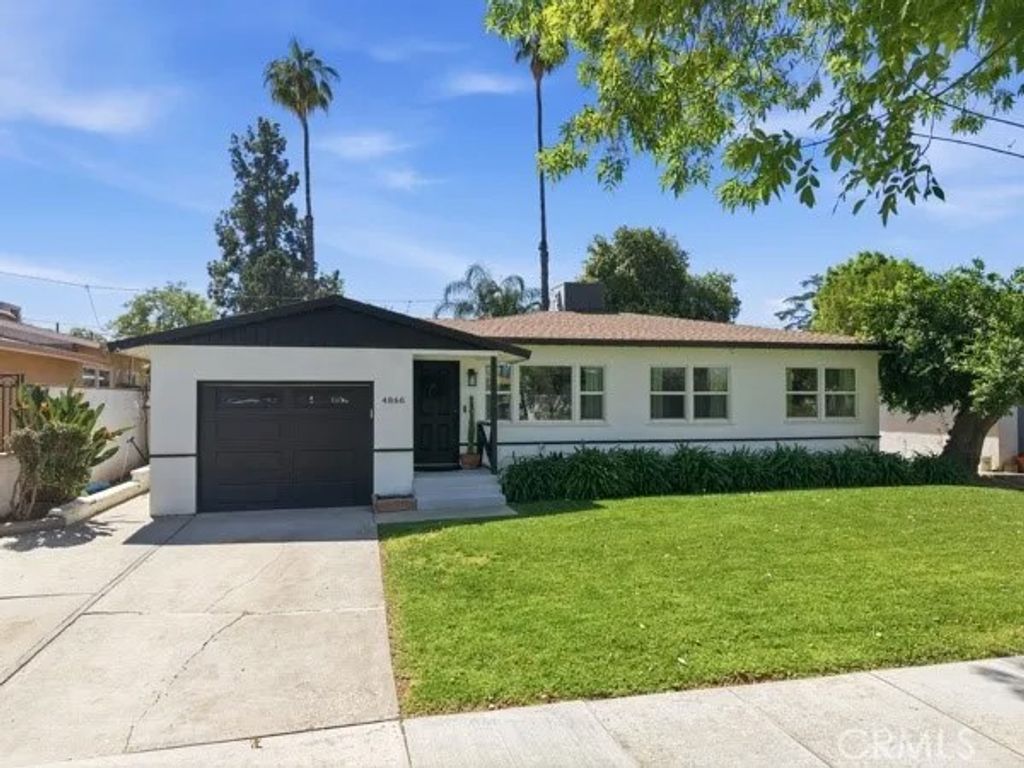 Photo of 4866 Sunnyside Dr, Riverside, CA 92506 (MLS # CV26058817)