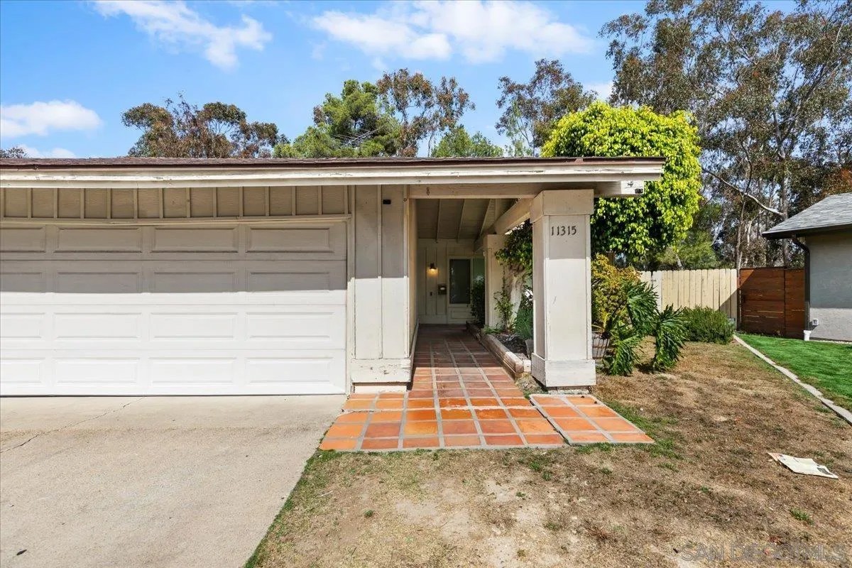 11315 Red Cedar Ln