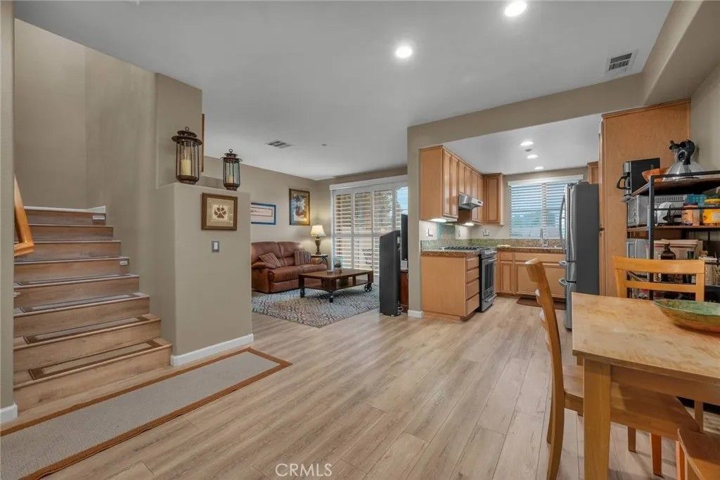 Photo of 1448 Patricia Ave #203, Simi Valley, CA 93065 (MLS # SR26046882)