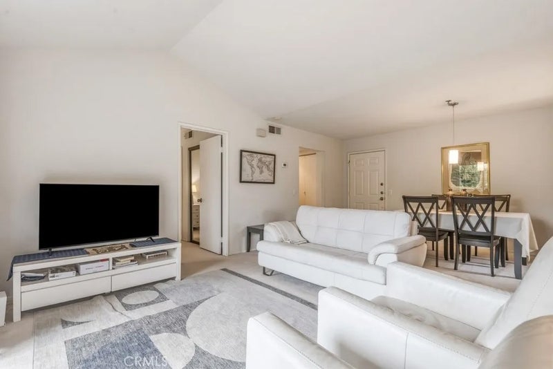2700 Lawrence Crossley Road 9