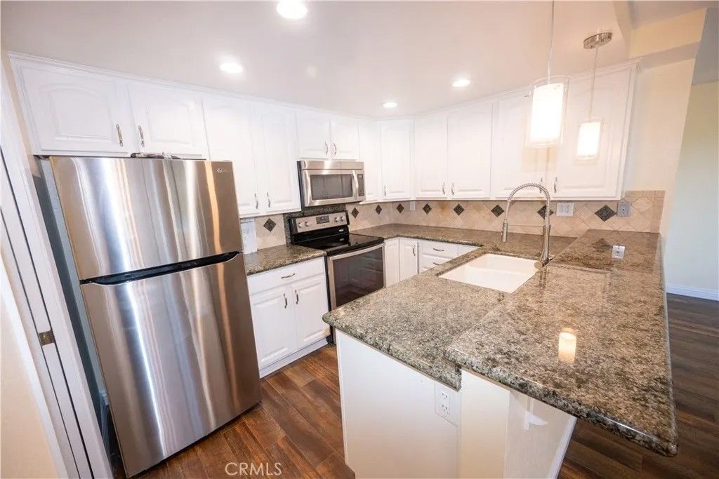 Photo of 4205 Apricot Dr, Irvine, CA 92618 (MLS # OC25281077)