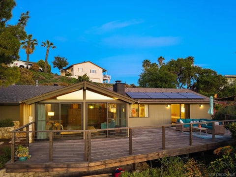 Tiny photo for 1560 Plantation Way, El Cajon, CA 92019 (MLS # 260011667)