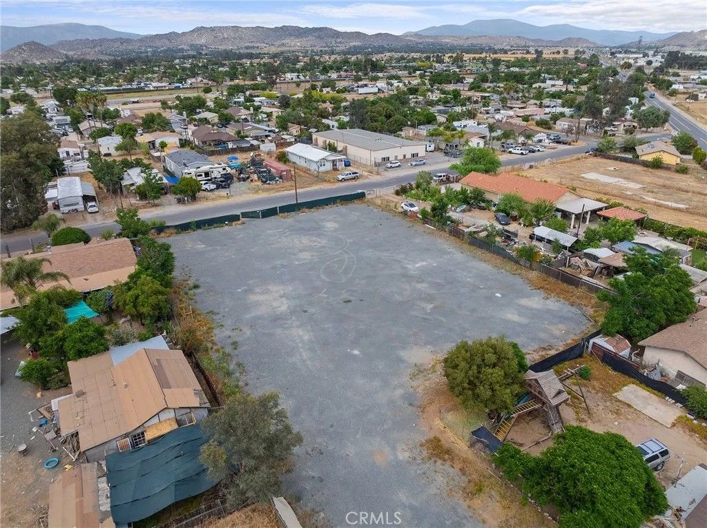 Photo of 27536 Ethanac Rd, Menifee, CA 92585 (MLS # SW25124133)