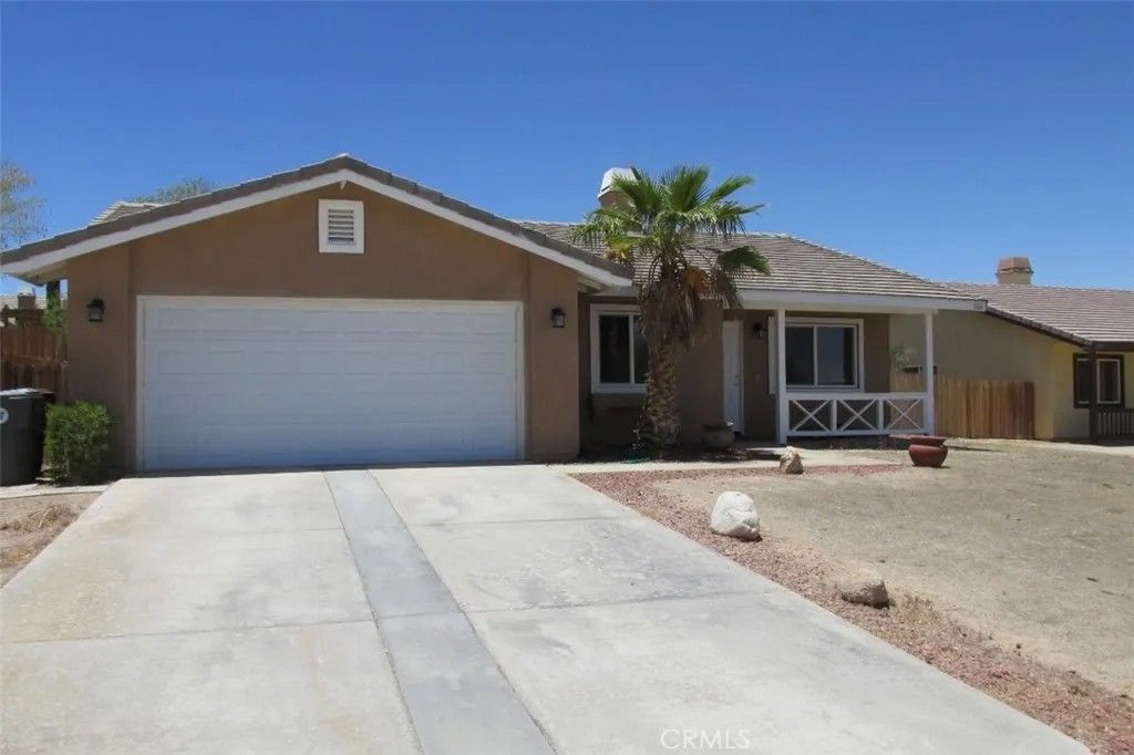 Photo of 5160 Verenda Avenue, 29 Palms, CA 92277 (MLS # SW25280813)