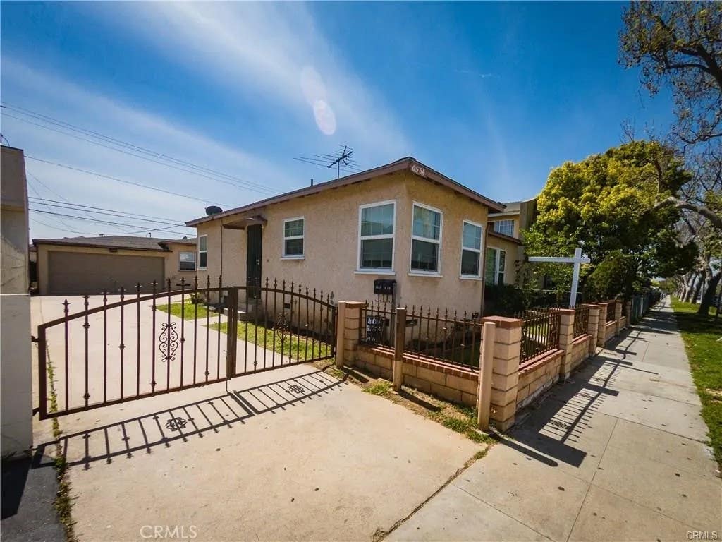 Photo of 6554 E Olympic BLVD, Los Angeles, CA 90022 (MLS # DW26162994)