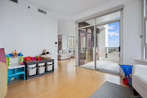 Tiny photo for 700 W Harbor Dr #705, San Diego, CA 92101 (MLS # 250030899)