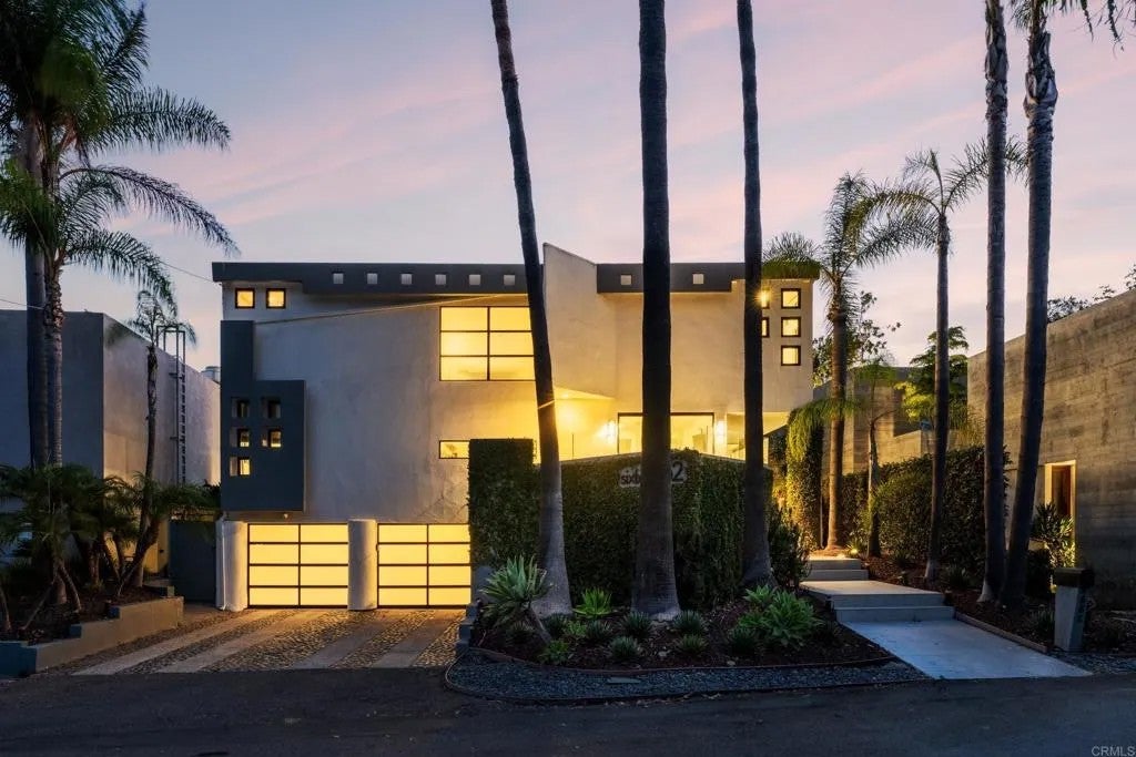 Photo of 1632 Brahms Rd, Cardiff By The Sea, CA 92007 (MLS # NDP2607475)