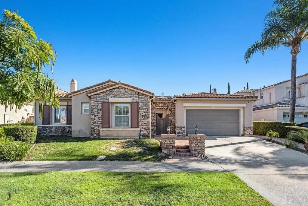 Photo of 1001 White Alder Avenue, Chula Vista, CA 91914 (MLS # PTP2507905)