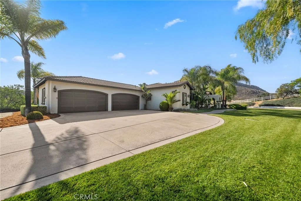39099 Calle Jojoba