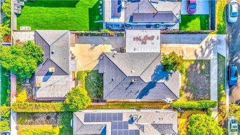 Tiny photo for 4646 Farmdale Avenue, North Hollywood, CA 91602 (MLS # SB25255365)