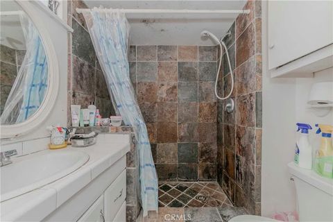 Tiny photo for 4646 Farmdale Avenue, North Hollywood, CA 91602 (MLS # SB25255365)