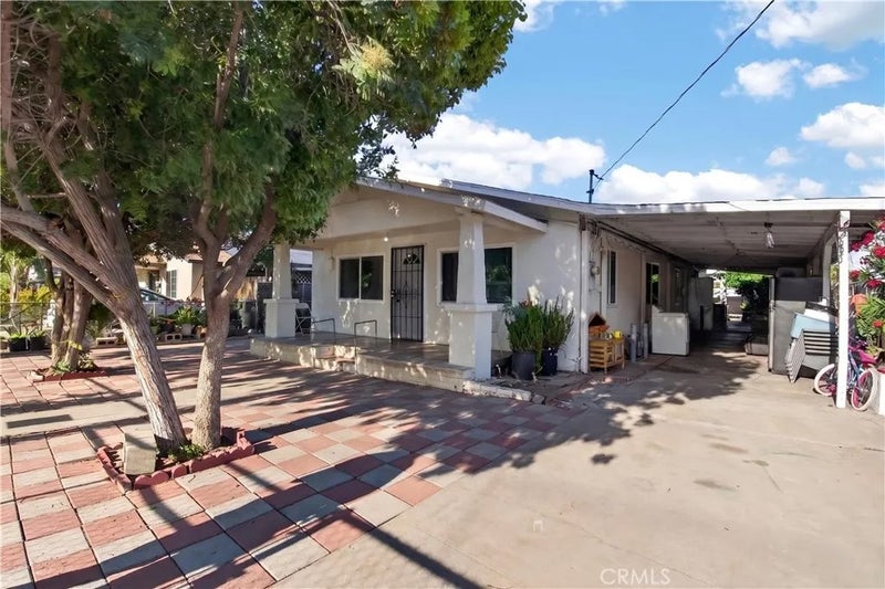 1132 Calhoun