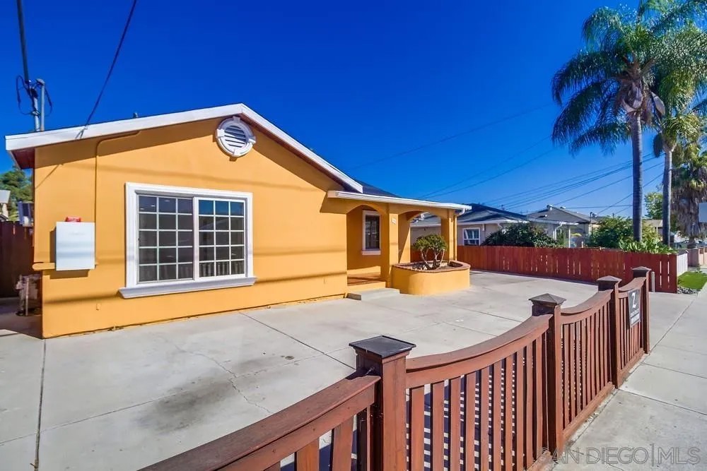 796-98 W Washington Ave